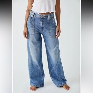 NWT Free People We The Free Baggy Carpenter Wide Leg Jeans /Denim Vera Cruz Blue